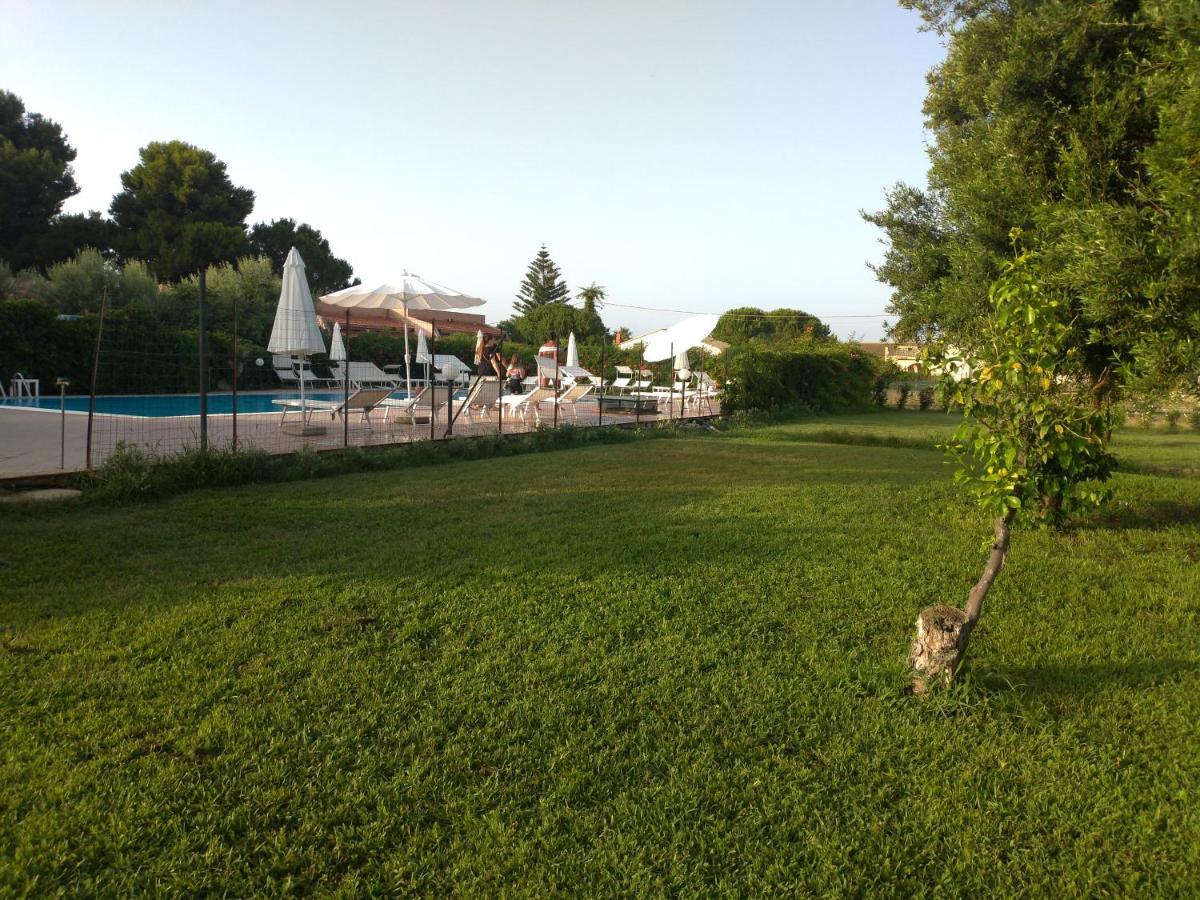 Villa Teti - Sicilia Campofelice Di Roccella Buitenkant foto